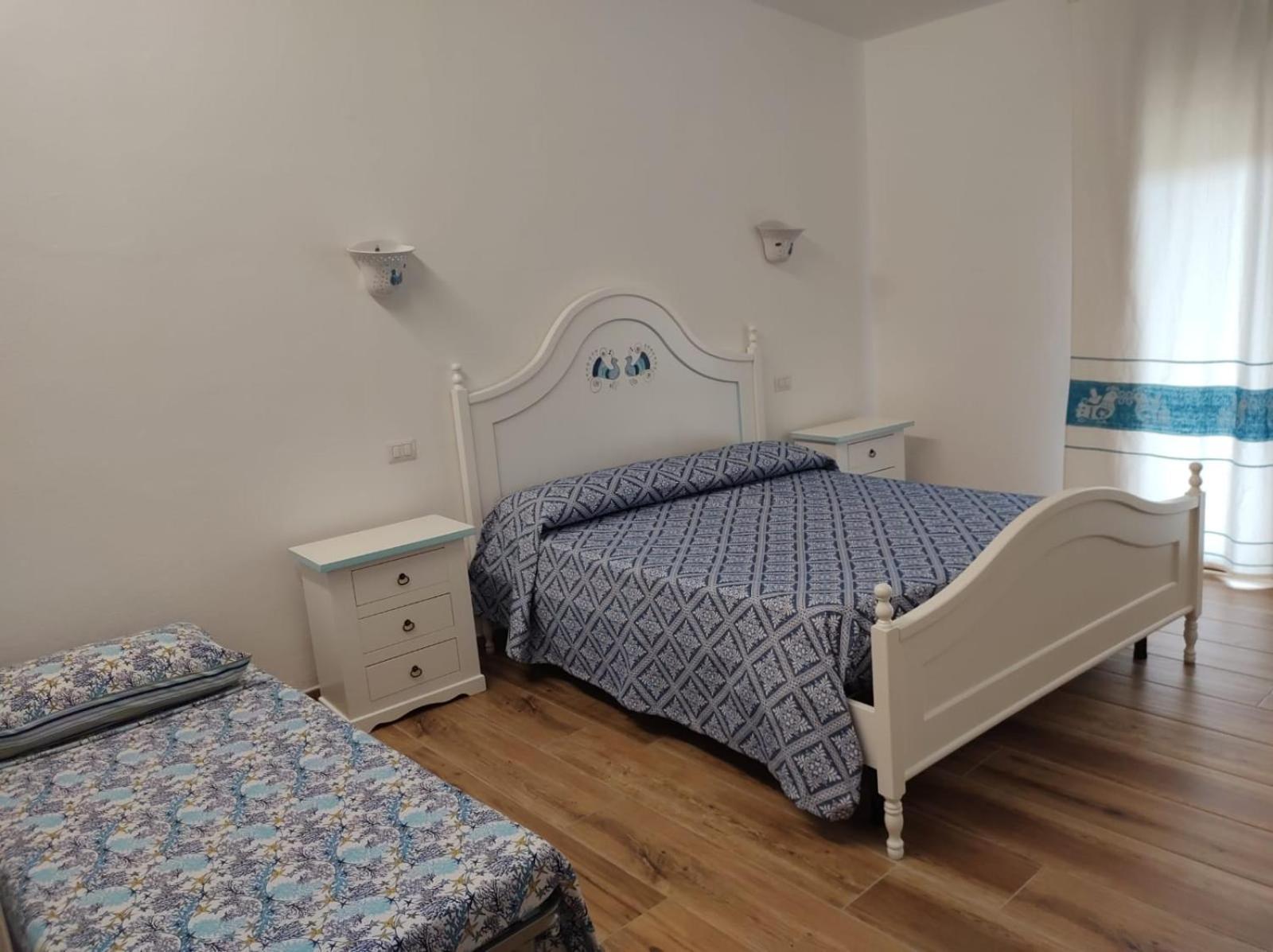 B&B Le 4 Rose Tortolì Εξωτερικό φωτογραφία